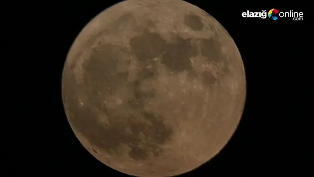 Elazığ semalarında dolunayın görsel şöleni