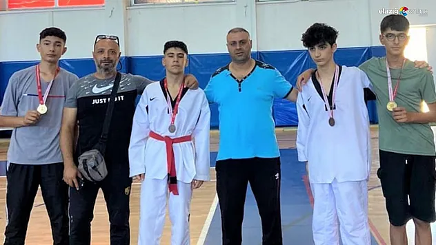 Elazığ taekwondo takımları yarı finalde