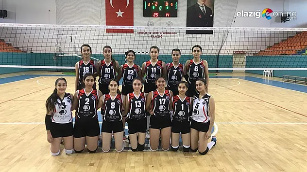 Elazığ Voleybol kendi evinde Şırnak Belediye'yi 3-0 yendi