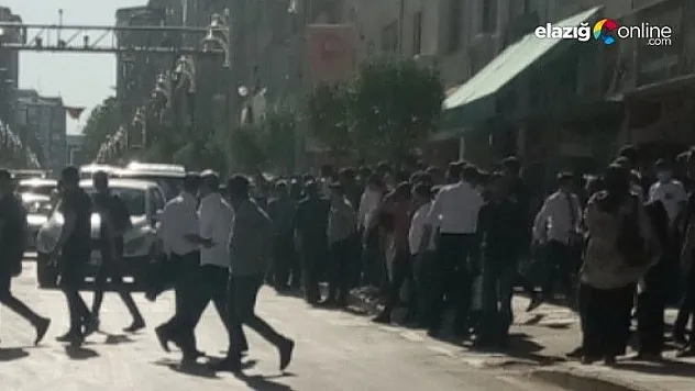 Elazığ'da Polise Çirkin Saldırı!