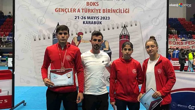 Elazığlı boksörlerden 3 bronz madalya birden