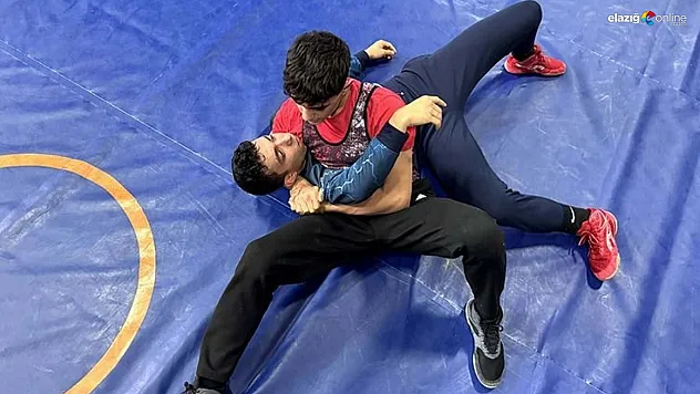 Türkiye Şampiyonu Elazığlı Güreşçi, Balkan Şampiyonası'nda Madalya Peşinde!