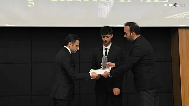 Genç Bilaller Yarışmasında Elazığ Rüzgarı! Türkiye Finaline Adını Yazdırdı!