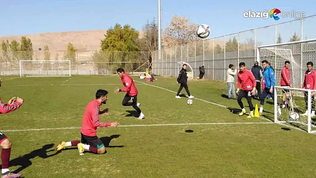 Elazığspor tam kadro çalıştı, biletler satışa çıktı