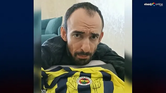 Engelli taraftardan duygulandıran hareket! İmzalı formasını depremzedeler için satışa çıkardı