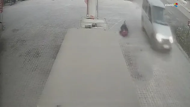Baskil'de Dehşet! Eniştesine Araçla Çarpıp Kaçtı! O Anlar Kamerada!