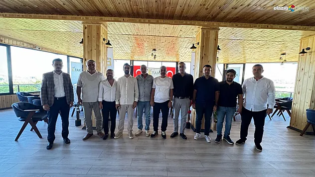 ETAK'ta Beyarslan Yeniden Başkan Seçildi: Elazığ Tarımı için Yol Haritası Hazır!