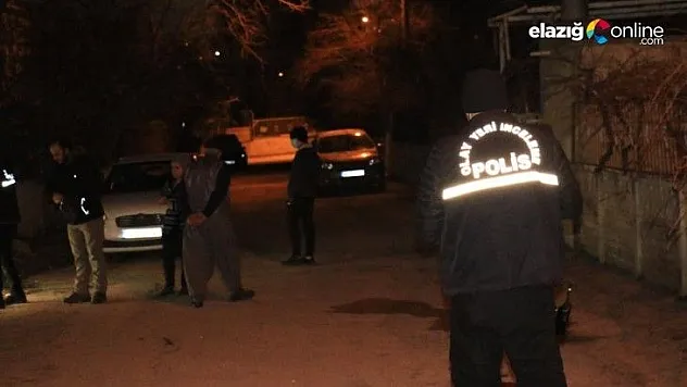 Evinin önüne gittiği şahsı aşağı çağırıp vurdu