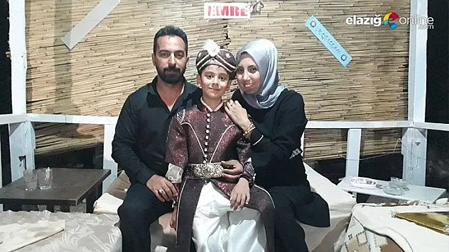 Fatih Ertuğrul'un oğlu Emre, erkekliğe ilk adımı attı