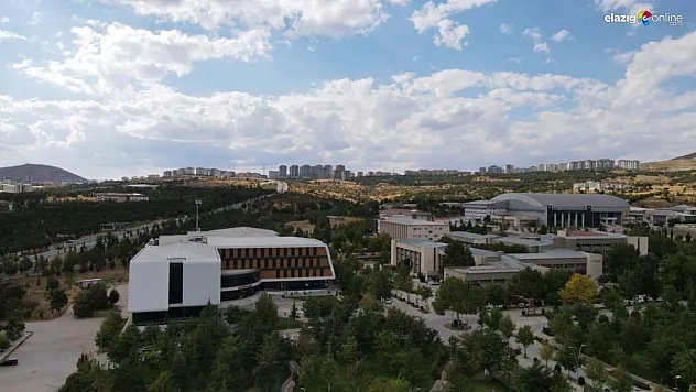 Fırat Üniversitesi genç üniversiteler arasında da dereceyi kaptı!