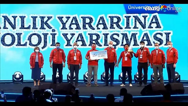 Fırat Üniversitesi Öğrencileri TEKNOFEST'te Birinci Oldu