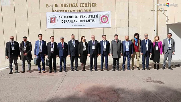 Fırat Üniversitesinde dekanlar toplantısı