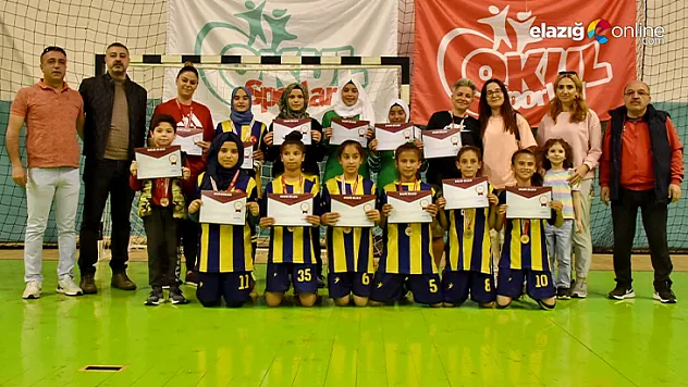 Futsalda yarı finalistler belli oldu
