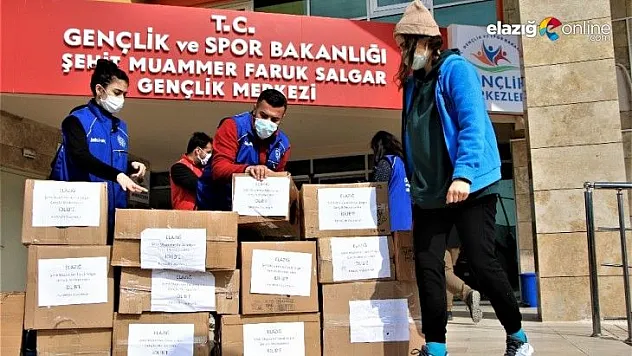 Gençler 'Kardeşlik Üşümesin' dedi