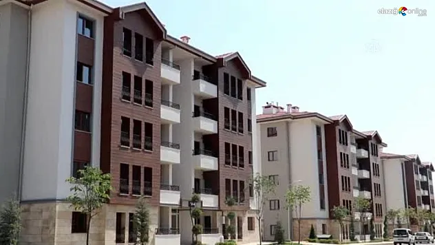 Hak sahibi olan ve kuralarda ismi çıkmayan afetzedeler dikkat! Artan 135 konut tekrar kuraya tabi tutulacak