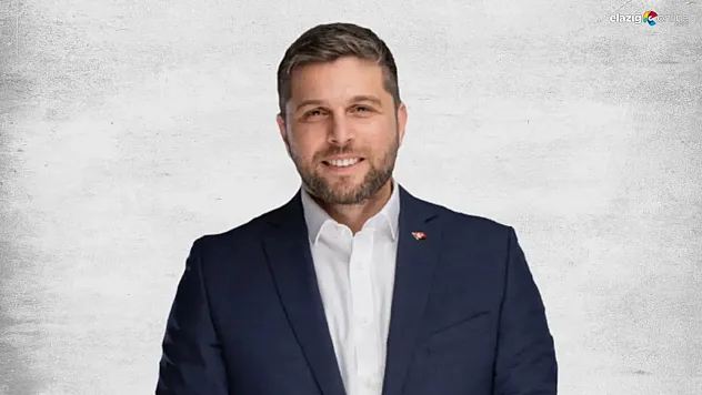 'Eleştiriye kendimizden başlamalıyız'