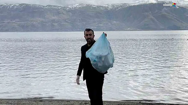 Elazığlı emlak uzmanından çevre duyarlılığı: Çöpleri tek tek topladı!