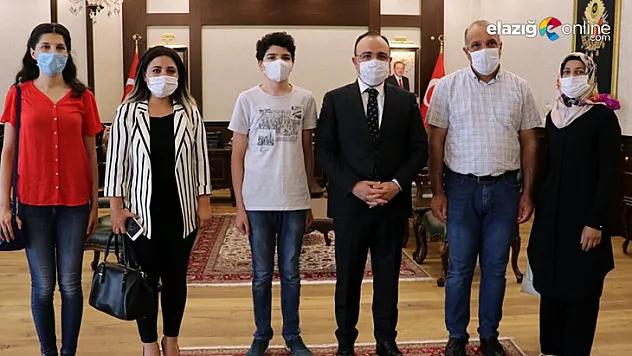 Hem hastalığını yendi hem de çok istediği fen lisesini kazandı