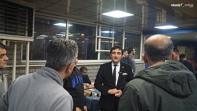 'Hizmet için partiye değil adaya bakmak lazım'