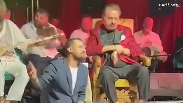 İbrahim Tatlıses'ten Elazığlı Genç Yetenek Hamdihan'a Övgü: 'Yolun Açık Olsun Evlat!'