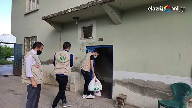 İHH Palu ve Kovancılar'da Yardımlarını Sürdürüyor