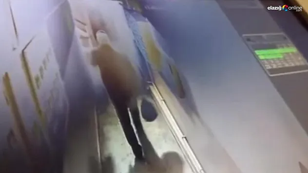 Elazığ'da Motosiklet Hırsızları Güvenlik Kamerasına Yakalandı!