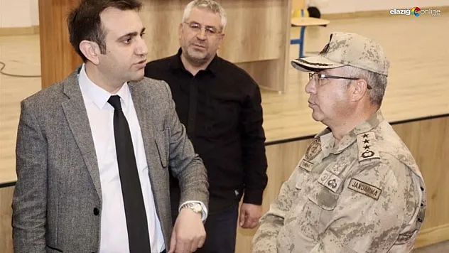 İl Jandarma Komutanı Evren'den okullara ziyaret