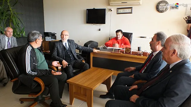 İYİ Parti adayı Sönmez'e galericiler esnafından destek!