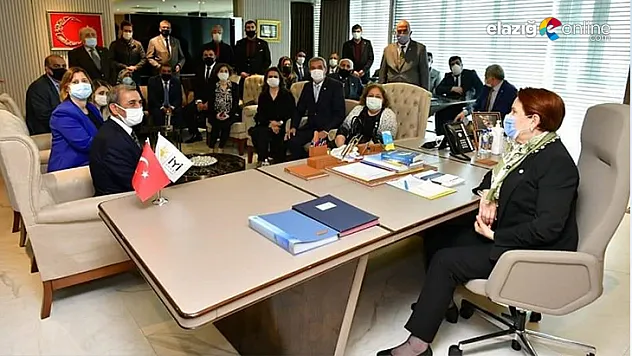 İyi Parti Elazığ İl Teşkilatı Ankara'ya Çıkartma Yaptı