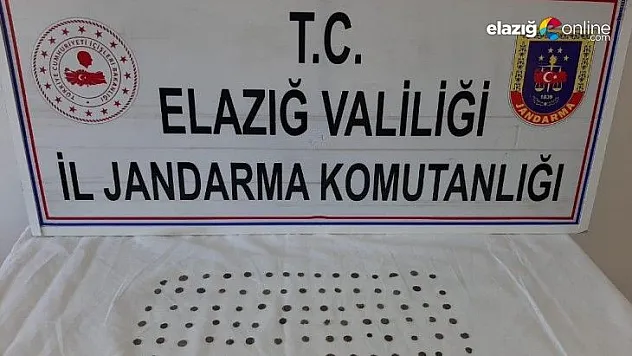 Jandarma alıcılı kılığında 103 adet tarihi obje ele geçirdi