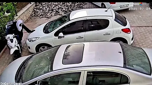 Elazığ'da Hırsızlar İş Başında: Biri Motosiklete, Diğeri Ayakkabıya Göz Dikti!
