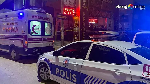 Kafasına silah dayayan şahsı ailesi ve polis ikna etti