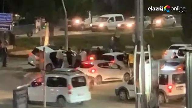 Kaza sonrası çıkan kavgada tampon parçası ile saldırdı