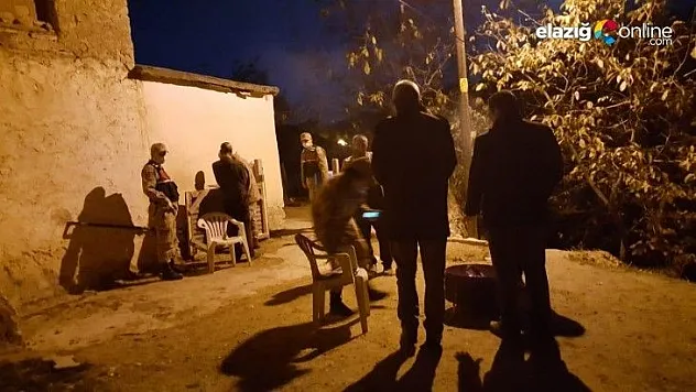 Kazara ağabeyi ve 3 arkadaşını tüfekle yaraladı