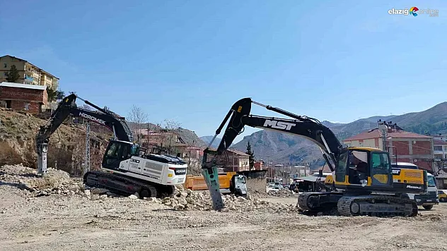 Keban'da Kentsel Dönüşüm: Molozlar Taşınıyor, Yeni Projeler Başlıyor!