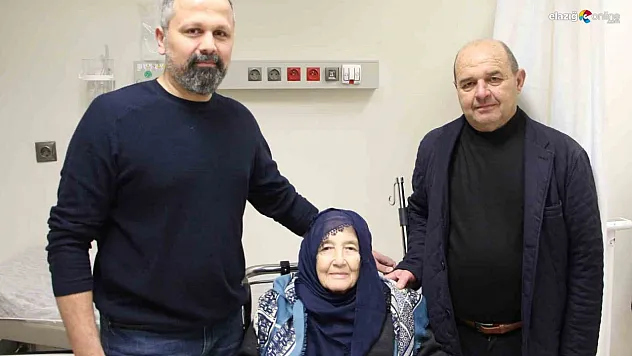 Yaşlı kadın şifayı Fethi Sekin Şehir Hastanesi'nde buldu