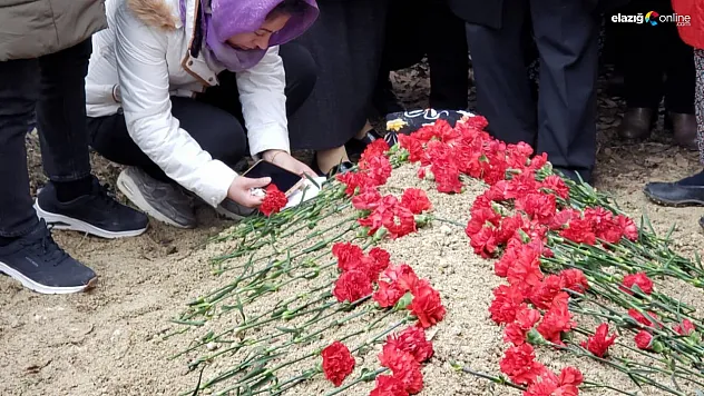 Talihsiz kadın son yolculuğuna uğurlandı!