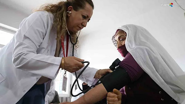 Elazığ'da mobil sağlık hizmetleri aralıksız sürüyor!