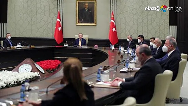 Kulisleri hareketlendiren iddia!