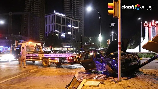 Meydana gelen trafik kazasında iki kişi yaralandı