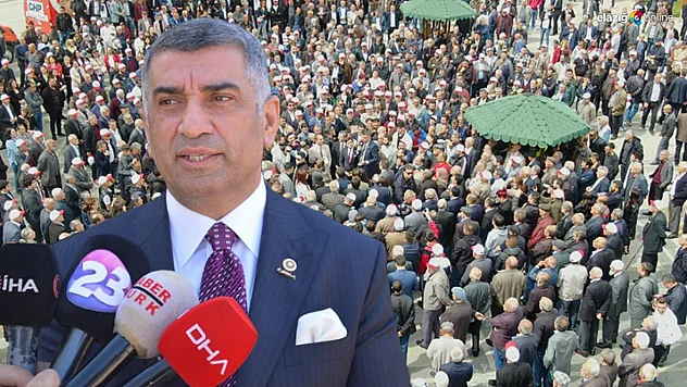 Milletvekili Gürsel Erol'un bayramlaşması adeta mitinge döndü