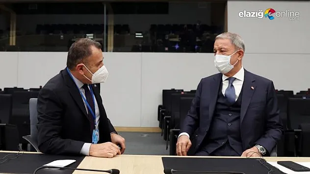 Milli Savunma Bakanı Akar, Yunanistan Savunma Bakanı Panagiotopoulos ile görüştü