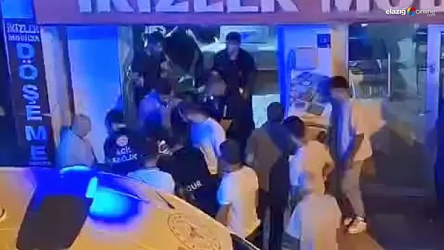 Elazığ'da Kadın Motosiklet Sürücüsü Mobilya Mağazasına Girdi!