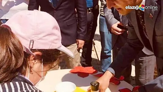 Nazımiye'de miniklerin bilim şenliği ilgi gördü