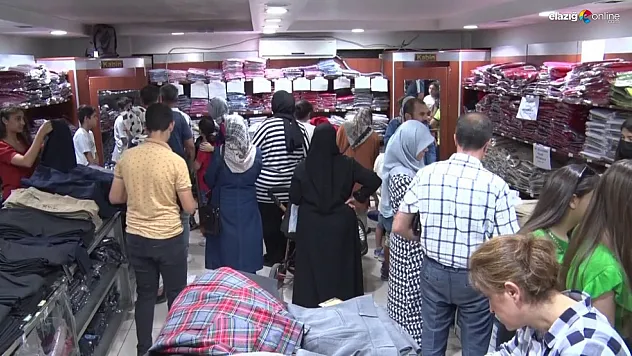 Okullar açılıyor! Esnafın yüzü gülerken, velilerin yüzü yine gülmedi