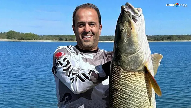 Oltasına 34 Kiloluk Dev Turna Takıldı: Keban Barajı'nda Büyük Av!