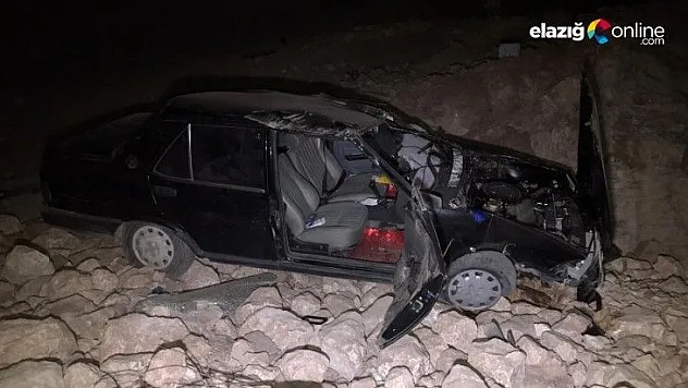 Otomobil 6 metre yükseklikten uçtu: 5 yaralı