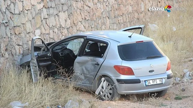 Otomobil ile motosiklet çarpıştı, kurye hayatını kaybetti