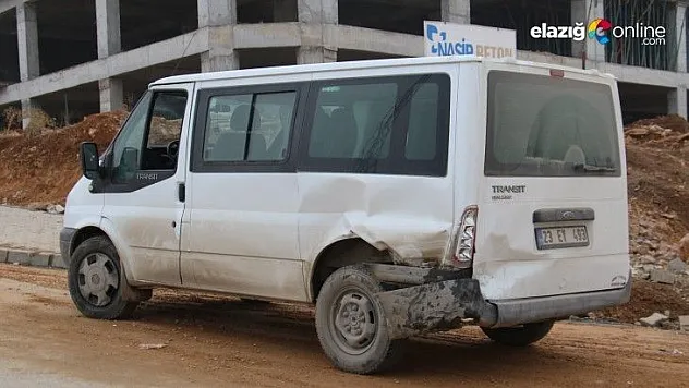 Otomobil ile transit çarpıştı: 3 yaralı