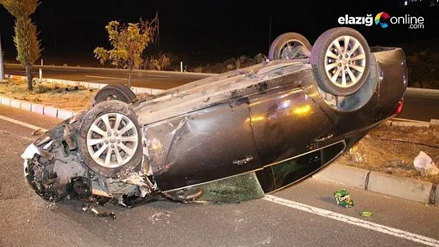 Otomobiller hurdaya döndü: 7 yaralı